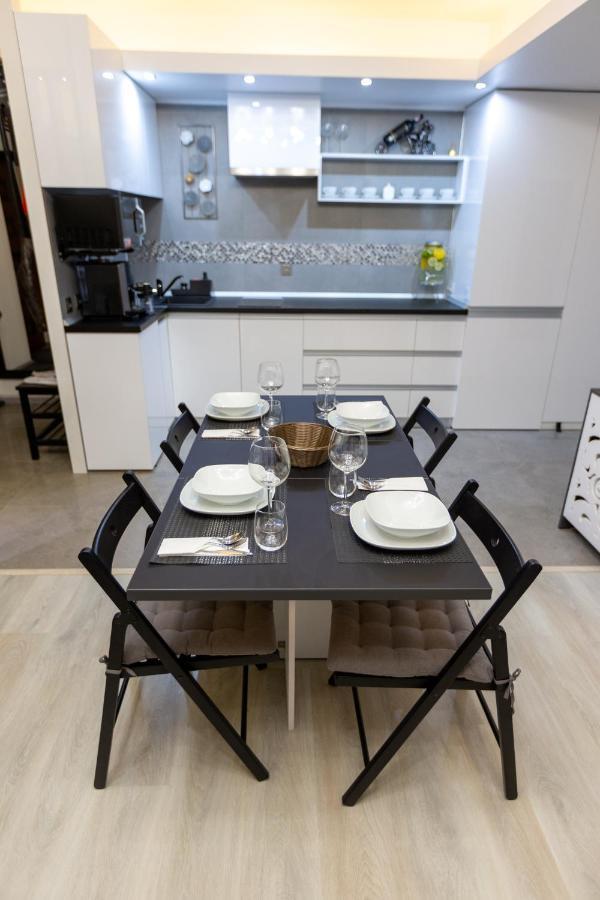 Hrodberht Ski Apartment Buşteni エクステリア 写真