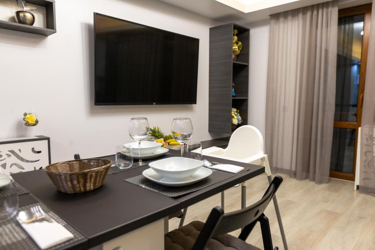 Hrodberht Ski Apartment Buşteni エクステリア 写真
